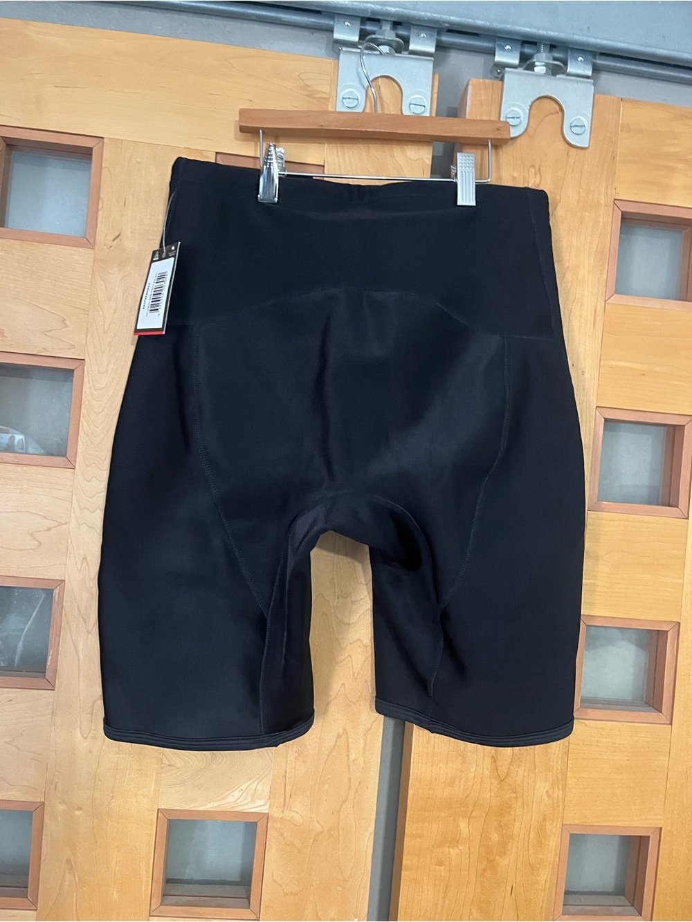 Sharkskin Chillproof Shortpants, M, NWT